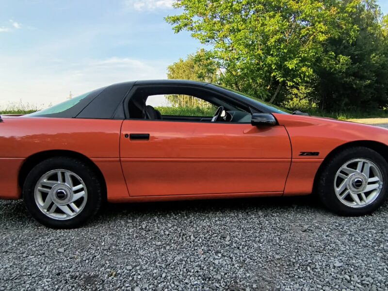 Chevrolet Camaro z28 5.7 V8 LT1 manual T56, zadbany youngtimer