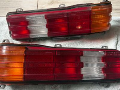 Mercedes w123 dwie lampy tylne
